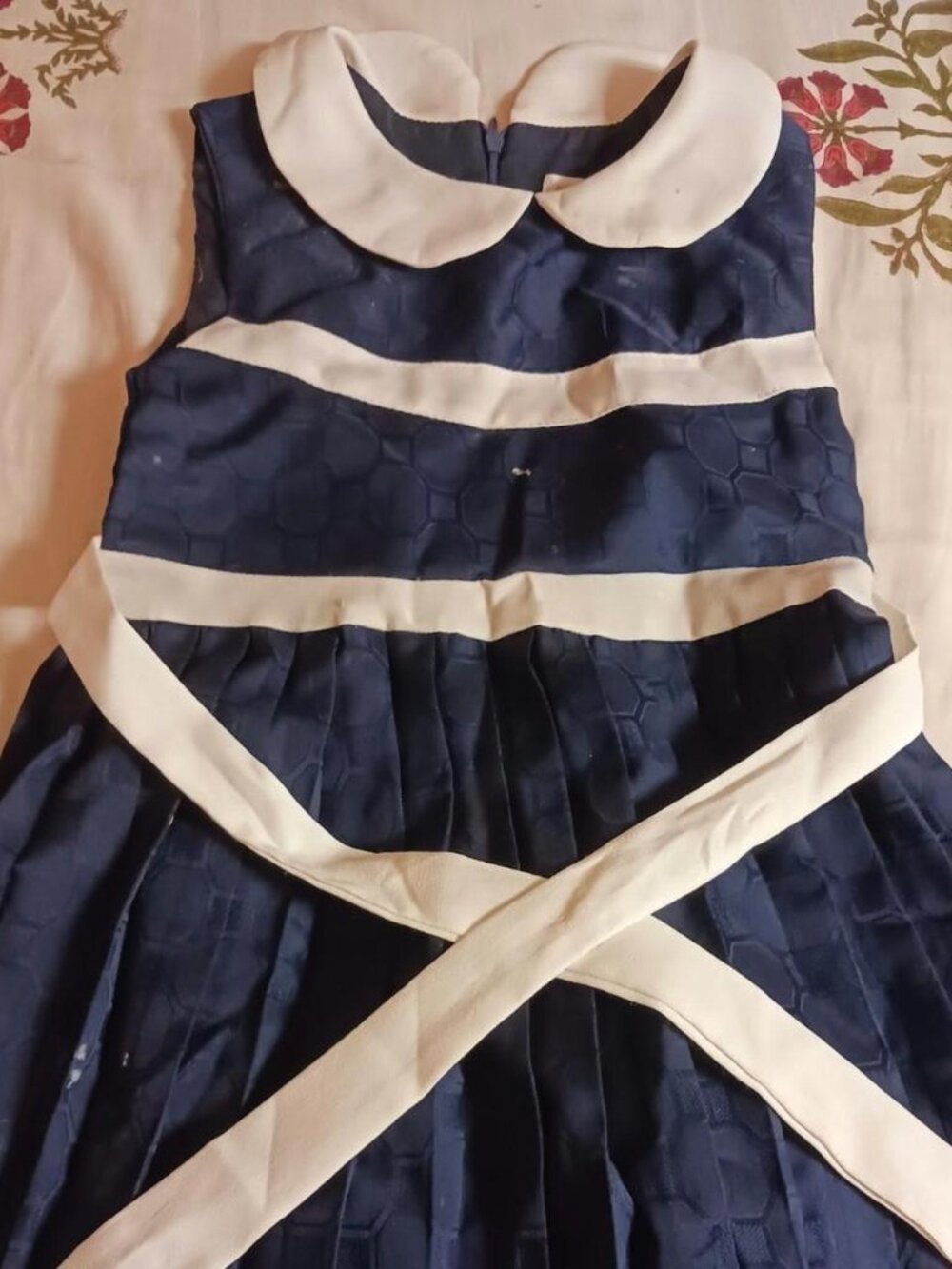 schoolgirl navy blue dress with white collar and stripes